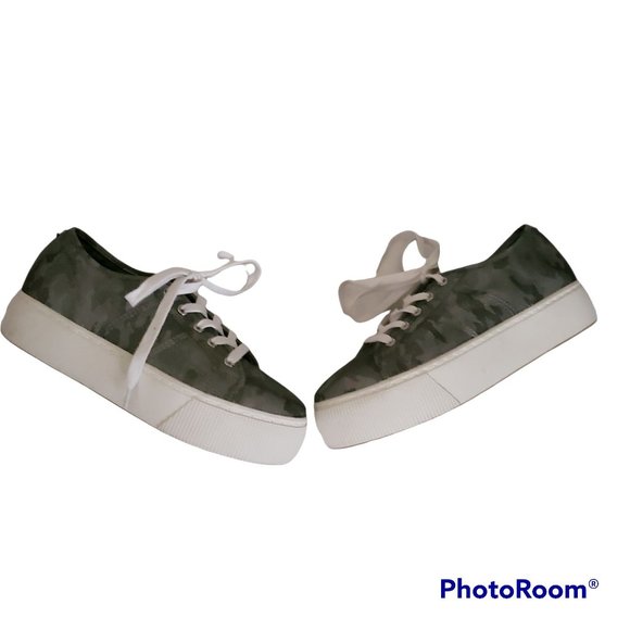 Steve Madden Women's Camo Platform Emmi Sneaker Gray Metallic Shoe Size 9M - Picture 7 of 15